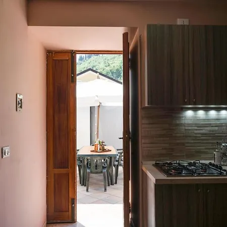 Apicella Casa Vacanze *